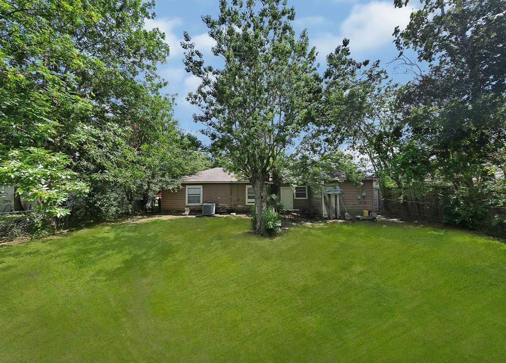 6622 Corbin St, Houston, TX 77055-5308