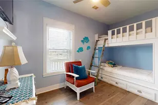 997 Austin St, Gilchrist, TX 77617 - Photo 42