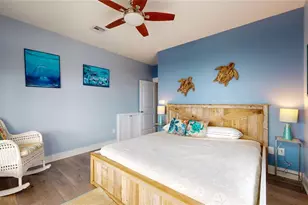 997 Austin St, Gilchrist, TX 77617 - Photo 32