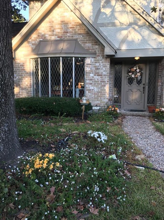 16714 Mandeville Ct, Spring TX  77379-7542 exterior