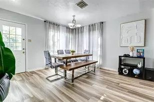 92 N Deerfoot Cir, The Woodlands, TX 77380 - Photo 4