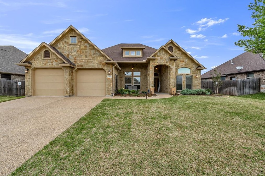 15743 Timber Creek Ln, College Station, TX 77845-4349