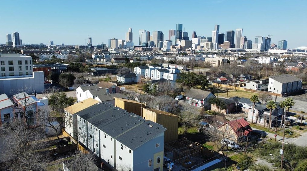 3038 Live Oak St, Houston TX  77004-1617 exterior