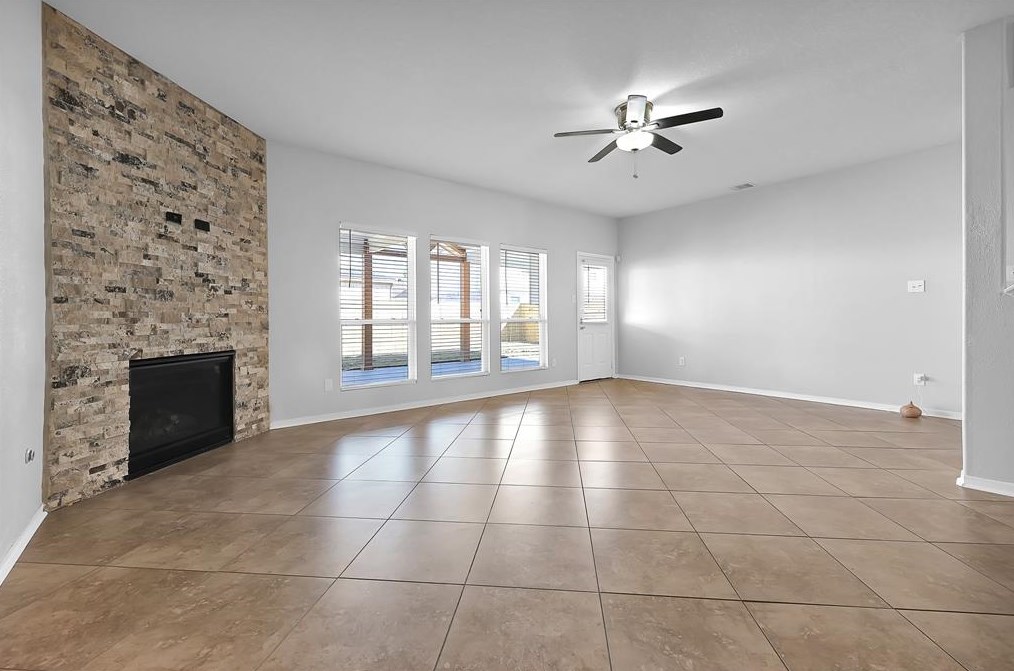 9735 Fleming Spg Dr, Humble TX exterior