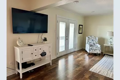 560 Pleasure Island Boulevard #210-211, Port Arthur, TX 77640 - Photo 4