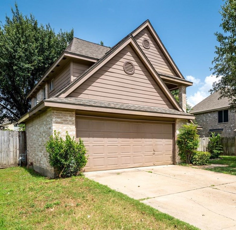 5302 Prairie Creek Dr, Houston, TX 77084-3062