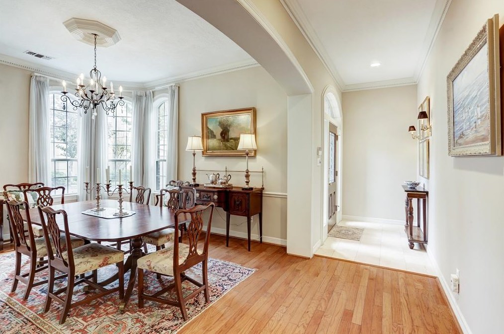 1305 Winrock Blvd, Houston, TX 77057-1707