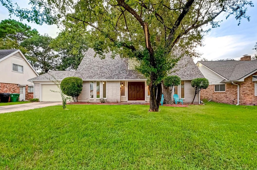 2015 Chaparral Dr, Houston, TX 77043-2402