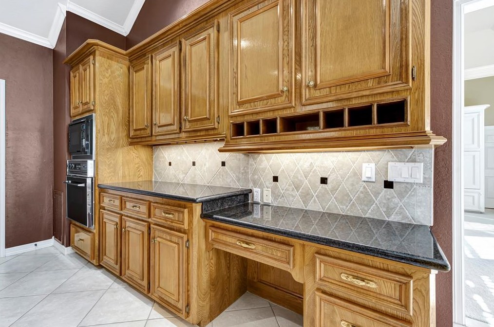 14622 Lofty Mtn Trl, Houston TX  77062-3244 exterior