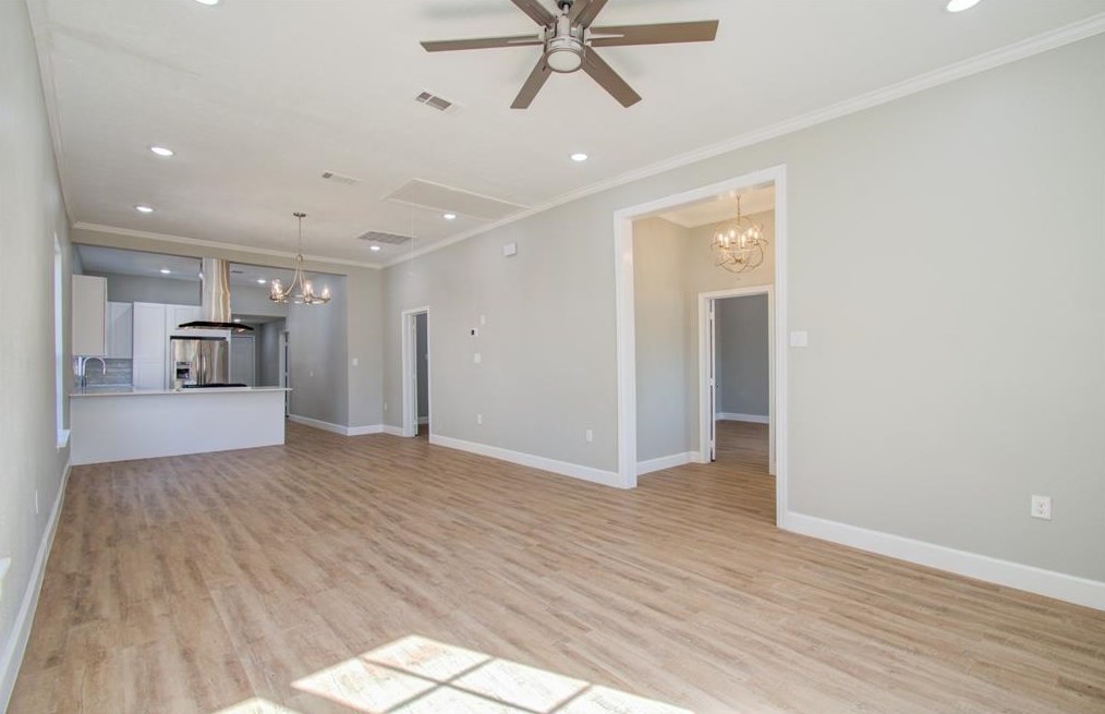 2110 Summer St, Houston TX  77007-4157 exterior