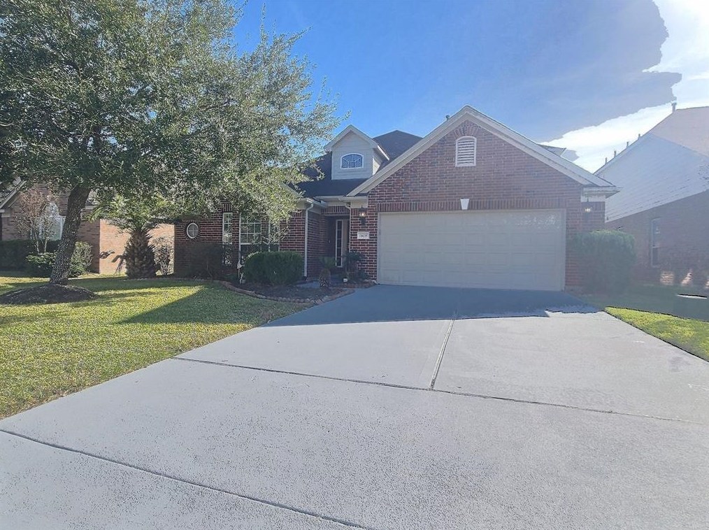 18635 Cypress Lake Village Dr, Cypress, TX 77429-5557
