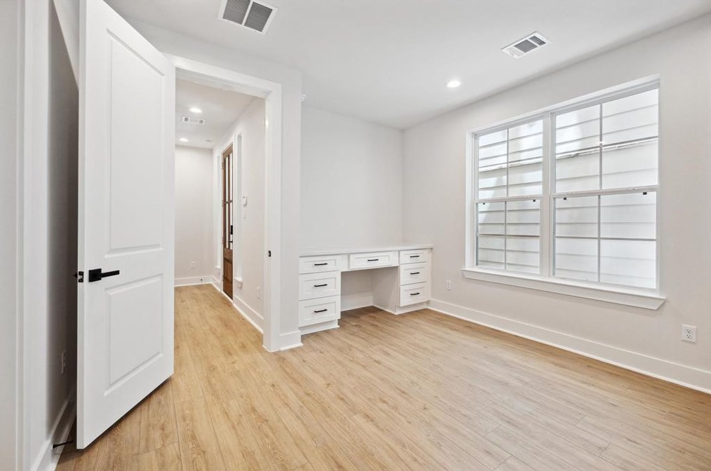 1037 17 St, Houston TX  77008-3436 exterior