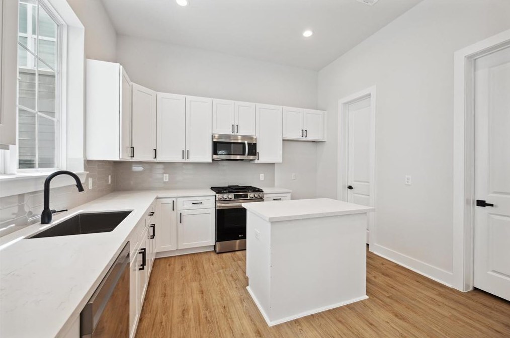 1037 17 St, Houston TX  77008-3436 exterior