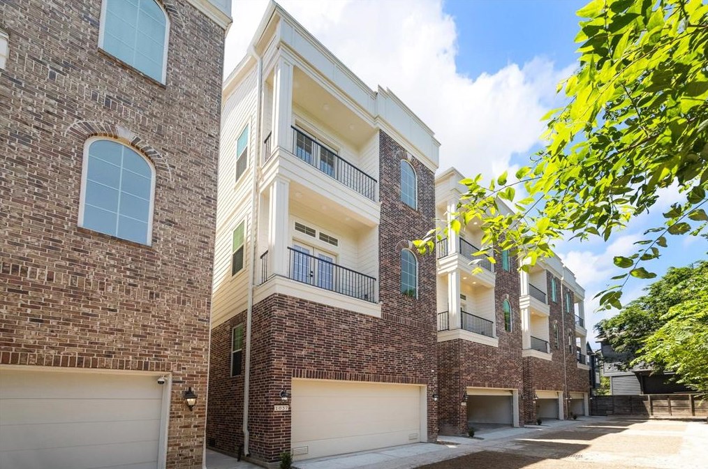 1037 17 St, Houston TX  77008-3436 exterior