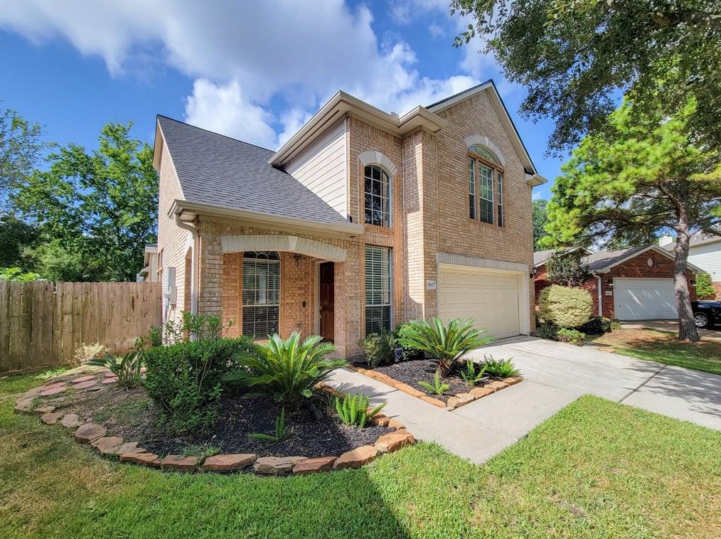 15607 Tarpon Springs Ct, Houston, TX 77095-2267