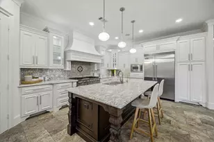 10 Broadwater Ct, Shenandoah, TX 77381 - Photo 16