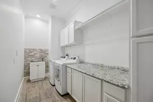 10 Broadwater Ct, Shenandoah, TX 77381 - Photo 36