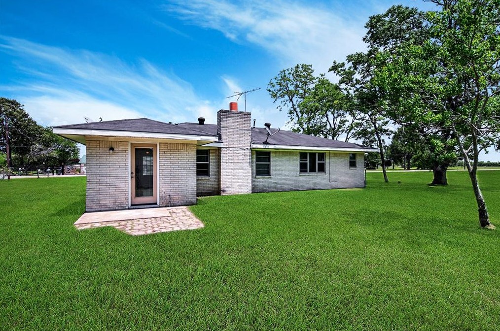 17219 Janacek Rd, Crosby, TX 77532
