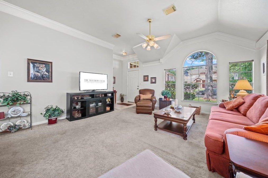 12610 Duchess Ln, Houston, TX 77070-4765