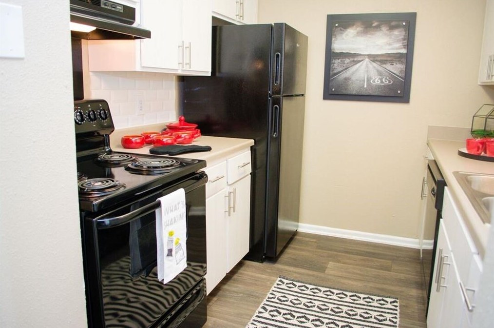 8710 Datapoint Dr #5605, San Antonio, TX 78229