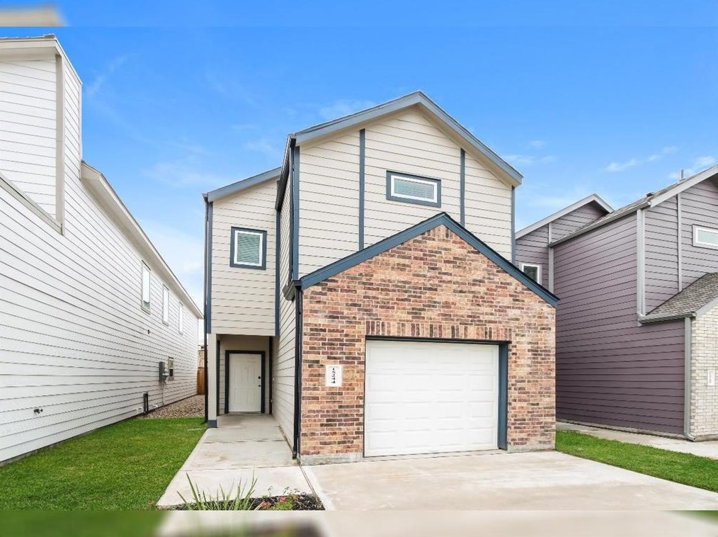 15244 Estrella E, Houston, TX 77073