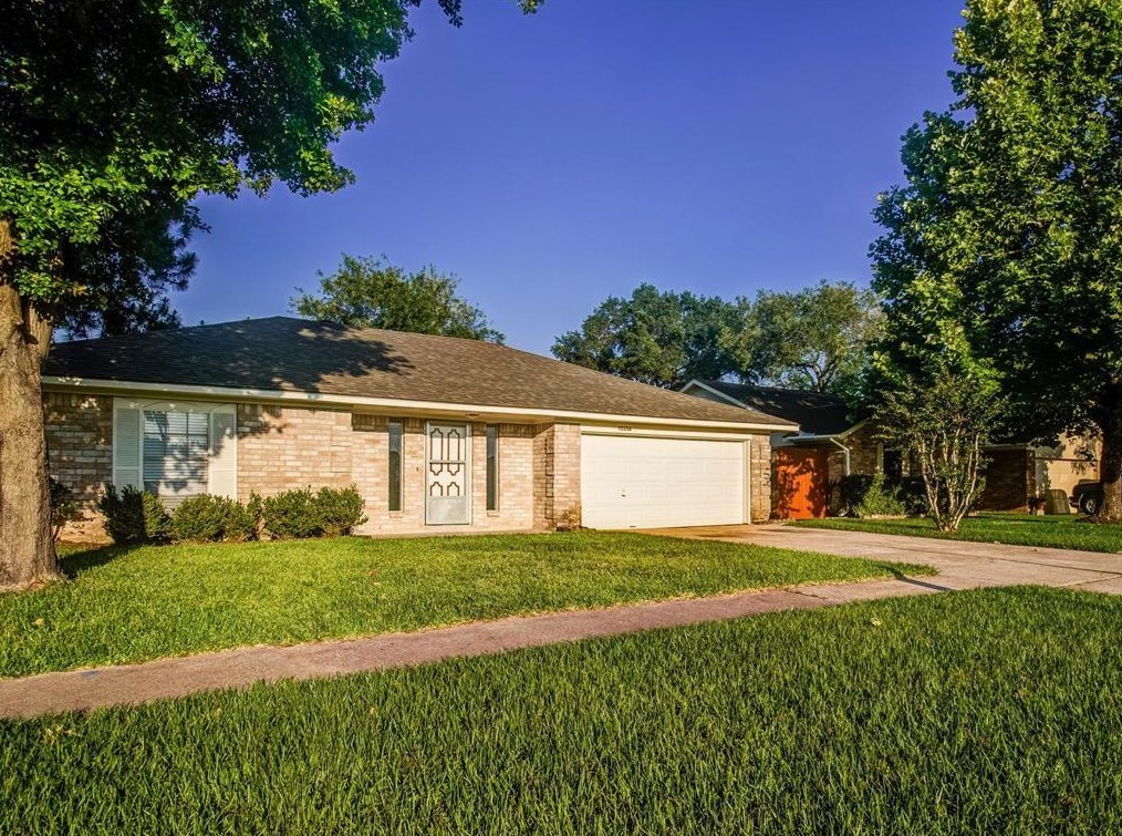 10334 Coralstone Rd, Houston, TX 77086