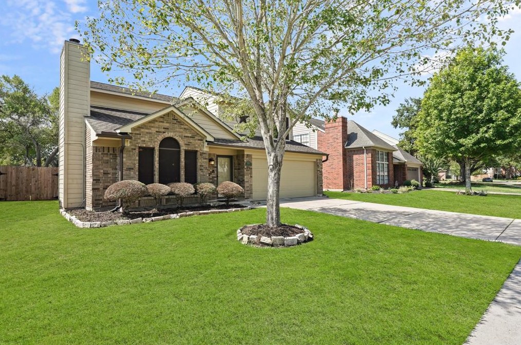 6922 Redwood Falls Dr, Pasadena, TX 77505-4414