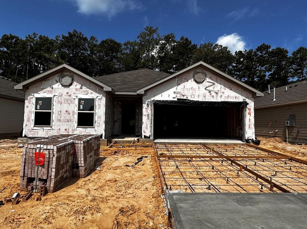 9911 Spring Creek Rd, Cleveland, TX 77327-4680