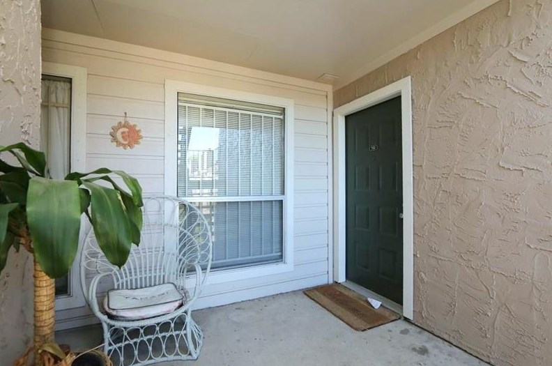 10855 Meadowglen Ln Apt 732, Houston, TX 77042