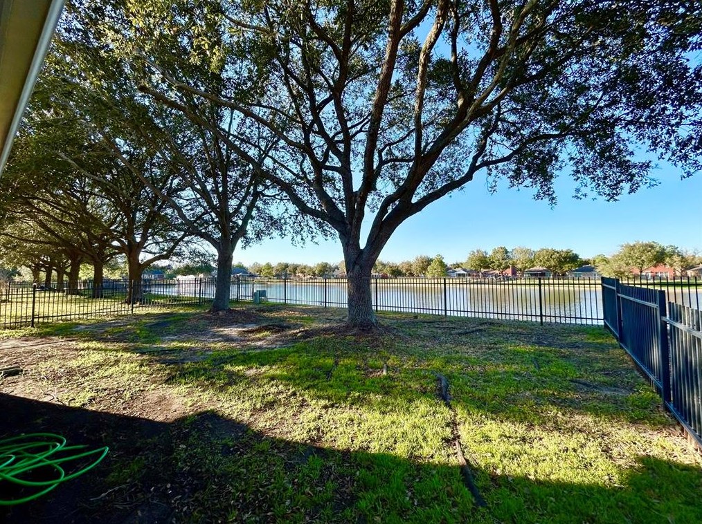 17522 Prospect Meadows Dr, Houston, TX 77095