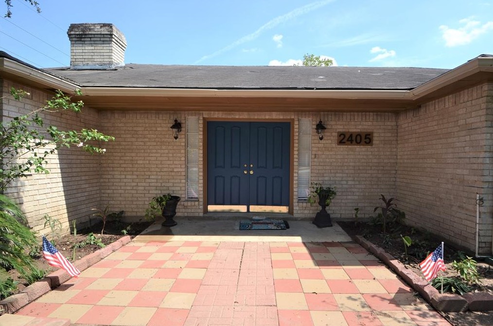 2405 Allwright St, Richmond, TX 77471
