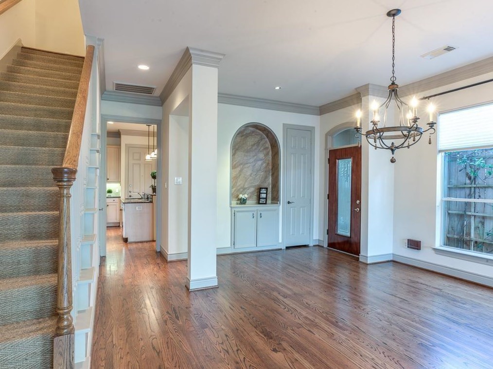 2438 Sheridan St, Houston TX  77030-1922 exterior