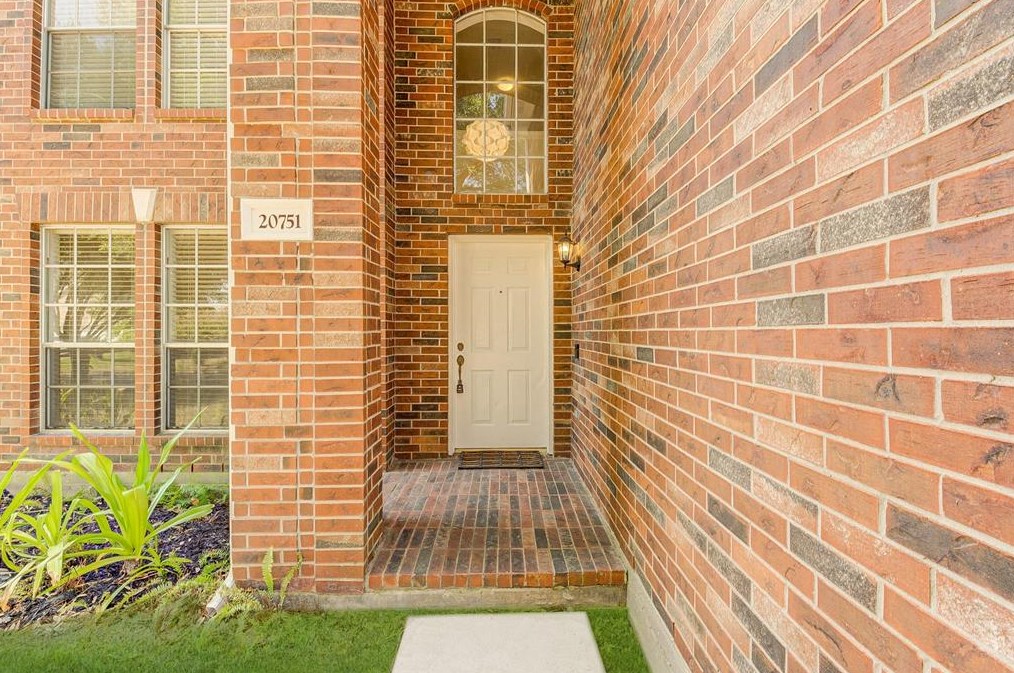 20751 Spring Rose Dr, Katy TX  77450-7200 exterior