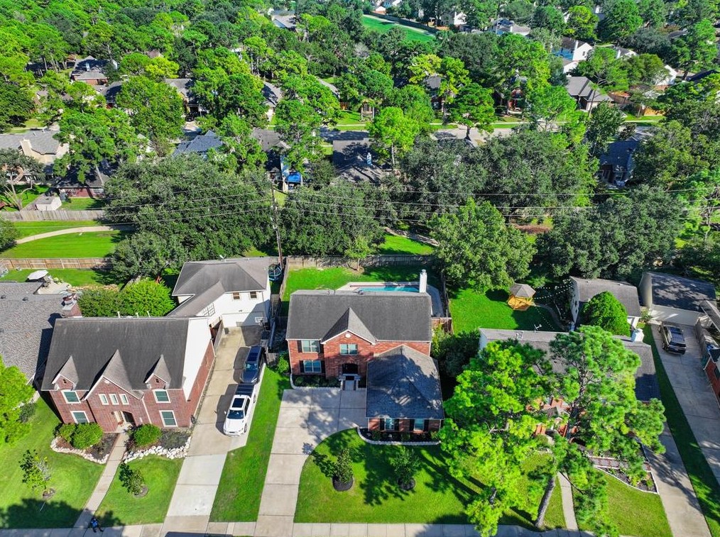 7718 Highland Farms Rd, Houston, TX 77095-4146