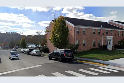 101 W 2nd St, Madison, IN 47250 - Photo 2