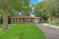 1008 Southampton St, Angleton, TX 77515