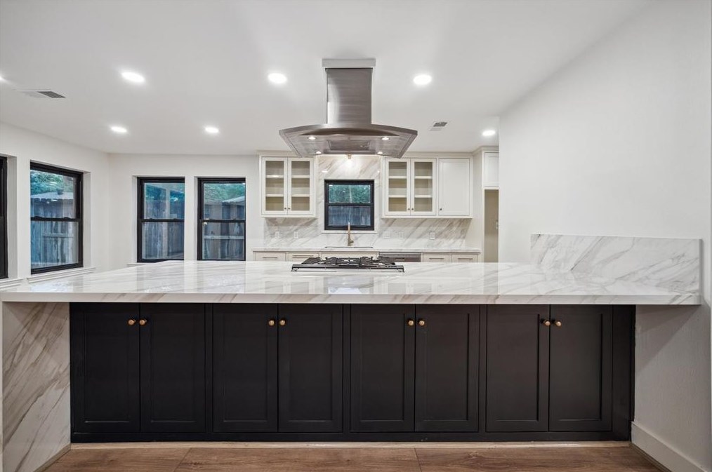 18114 Oakhampton Dr, Houston TX  77084-3261 exterior