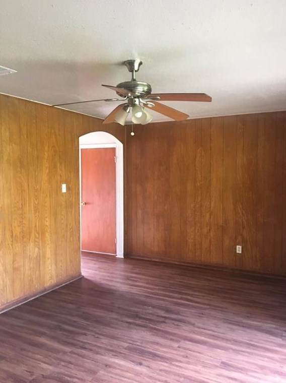 6331 Tautenhahn Rd, Houston TX  77016-2425 exterior