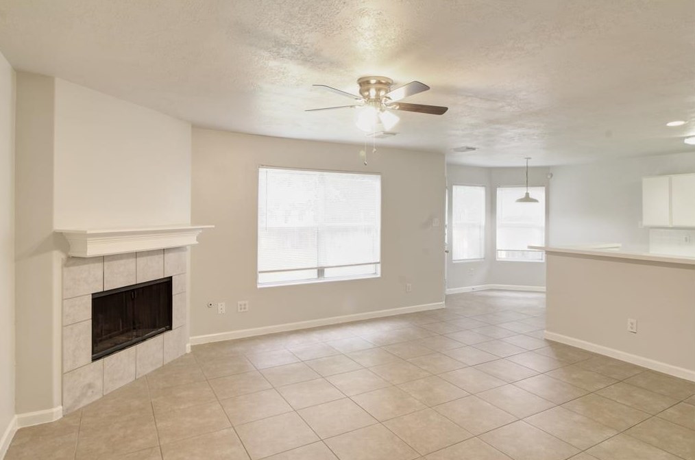 13203 Crim Rd, Houston, TX 77049