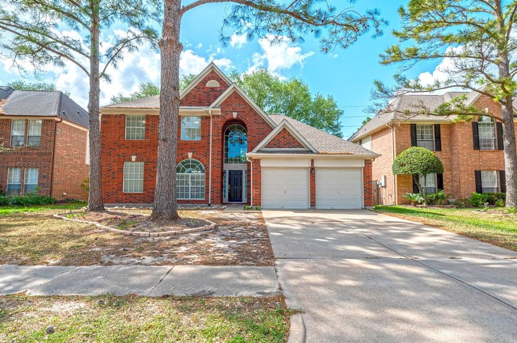 7907 Moncur Dr, Houston, TX 77095