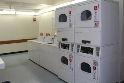 255 S Hill St, Los Angeles, CA 90012 - Photo 24