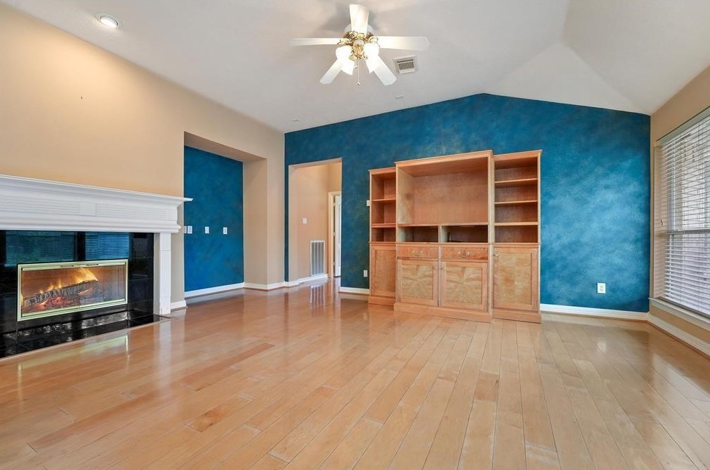 12119 Ember Isles Ln, Houston TX  77041-6683 exterior