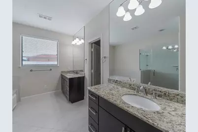 1615 W 24th Street #B, Houston, TX 77008 - Photo 12