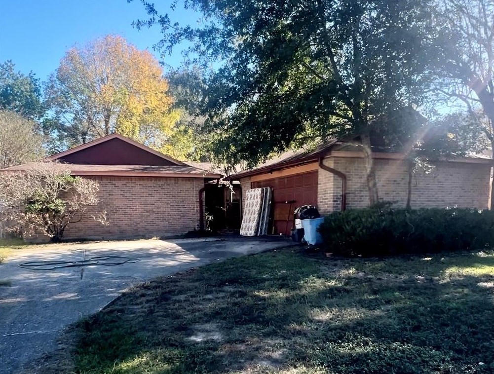 22526 Sleepygate Dr, Spring, TX 77373-7204