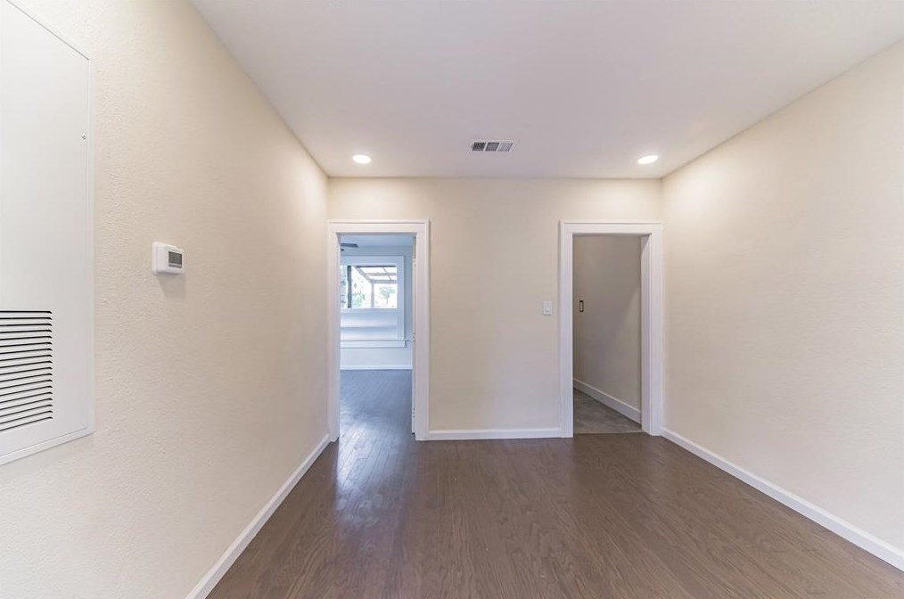 1628 Hawthorne, Houston TX  77006-4010 exterior