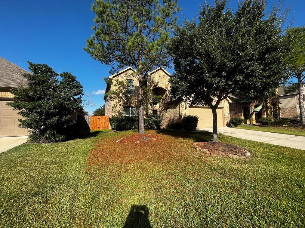 13827 Slate Mountain Ln, Houston, TX 77044