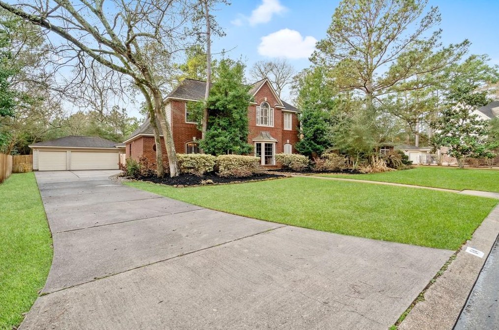 84 Bonneymead Cir, Spring, TX 77381-4476