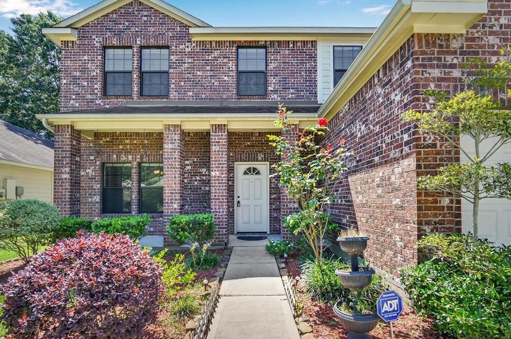 2618 Lexington Park Dr, Spring TX  77373-3316 exterior
