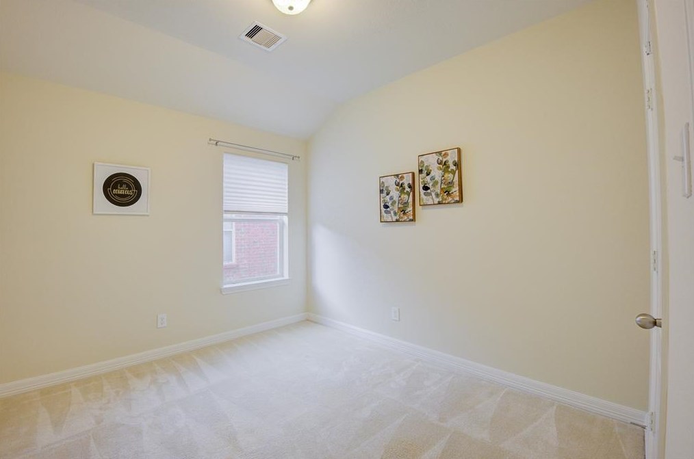 11714 Harristown Dr, Houston TX  77047-2577 exterior