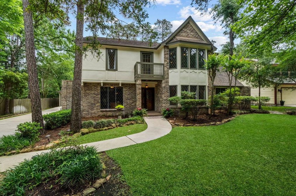 5 Thornhedge Ct, Spring, TX 77381-2623